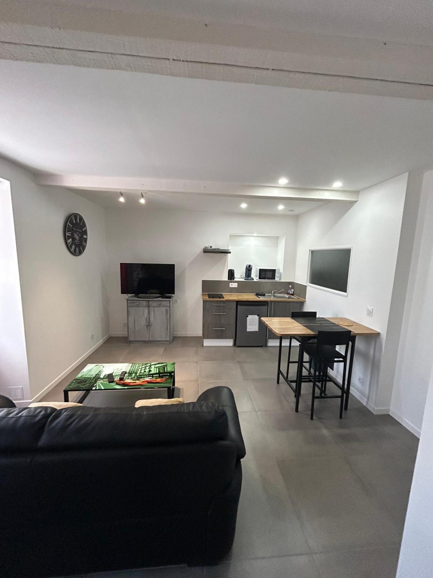 Appartement Entre Saint-Malo, Dinard, Dinan Et Dol Miniac-Morvan Exterior photo